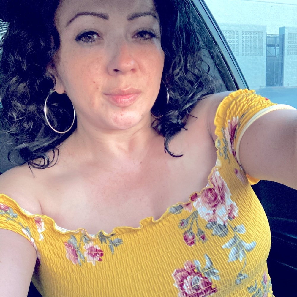 Meet your Posher, Angie